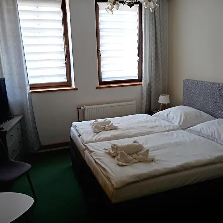 Hotel Waldhof 3*
