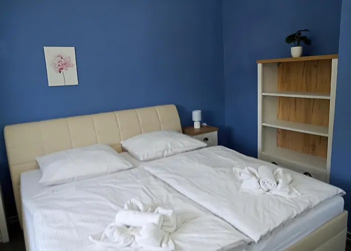 Hotel Waldhof 3*