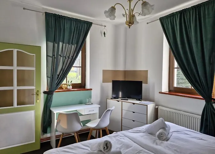 Waldhof Hotel 3*